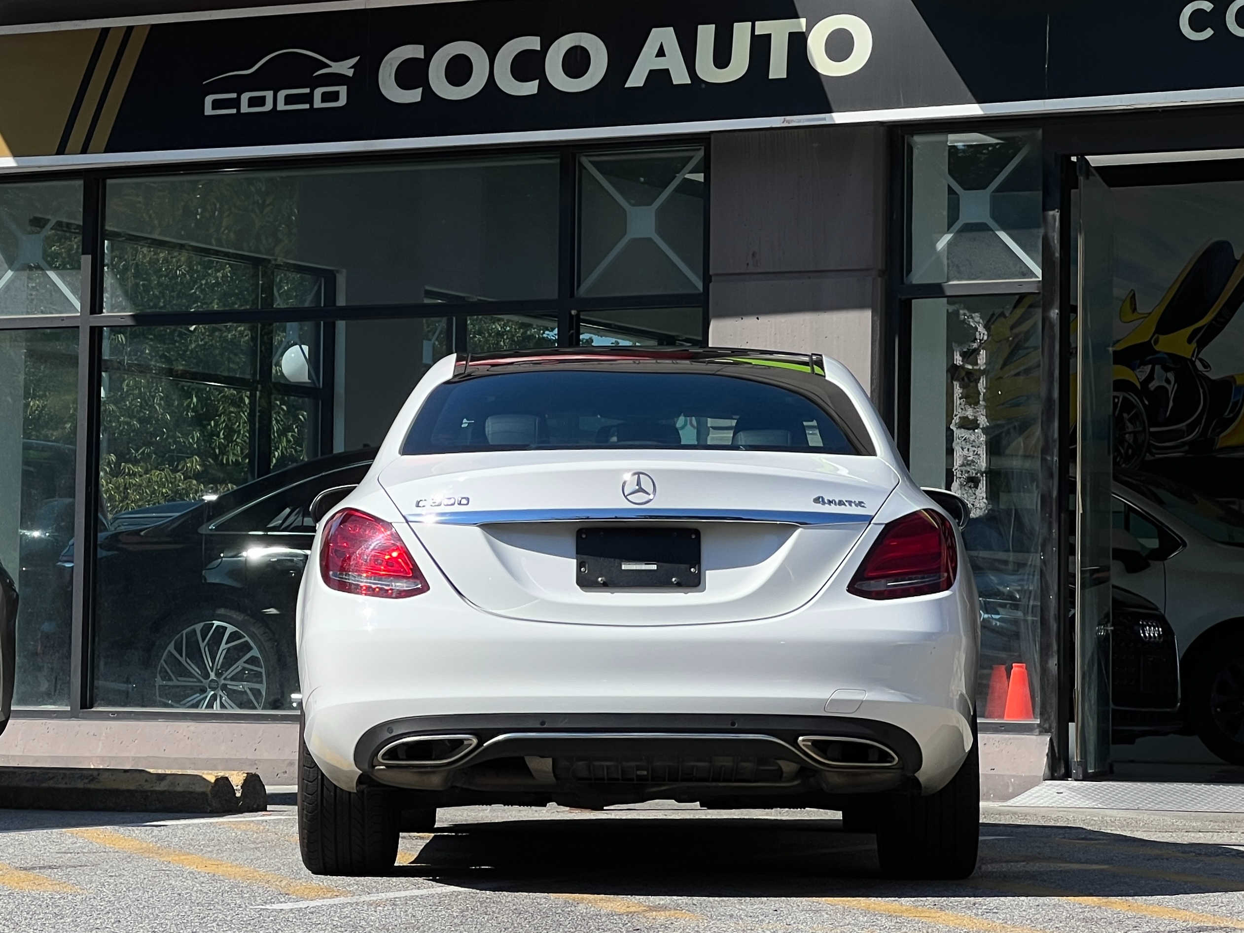 2015 Mercedes-Benz C300 - Image 7