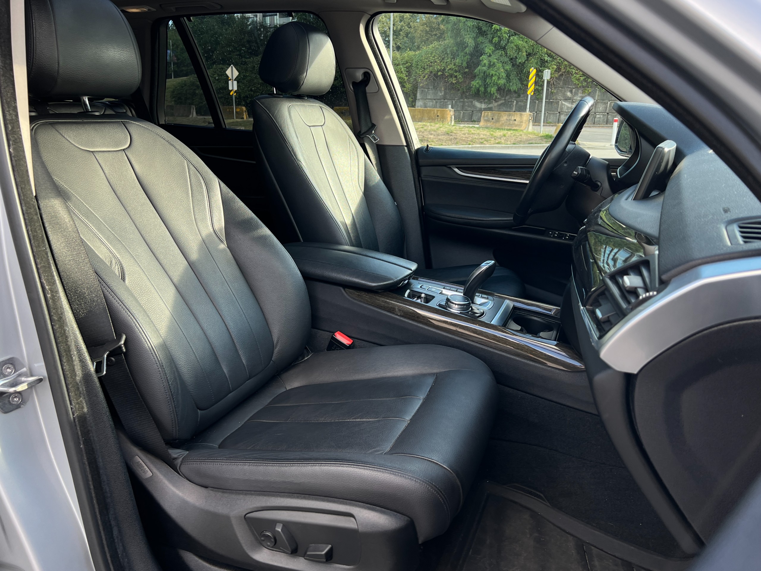 2015 BMW X5 xdrive35i| No accident | BC Local - Image 16