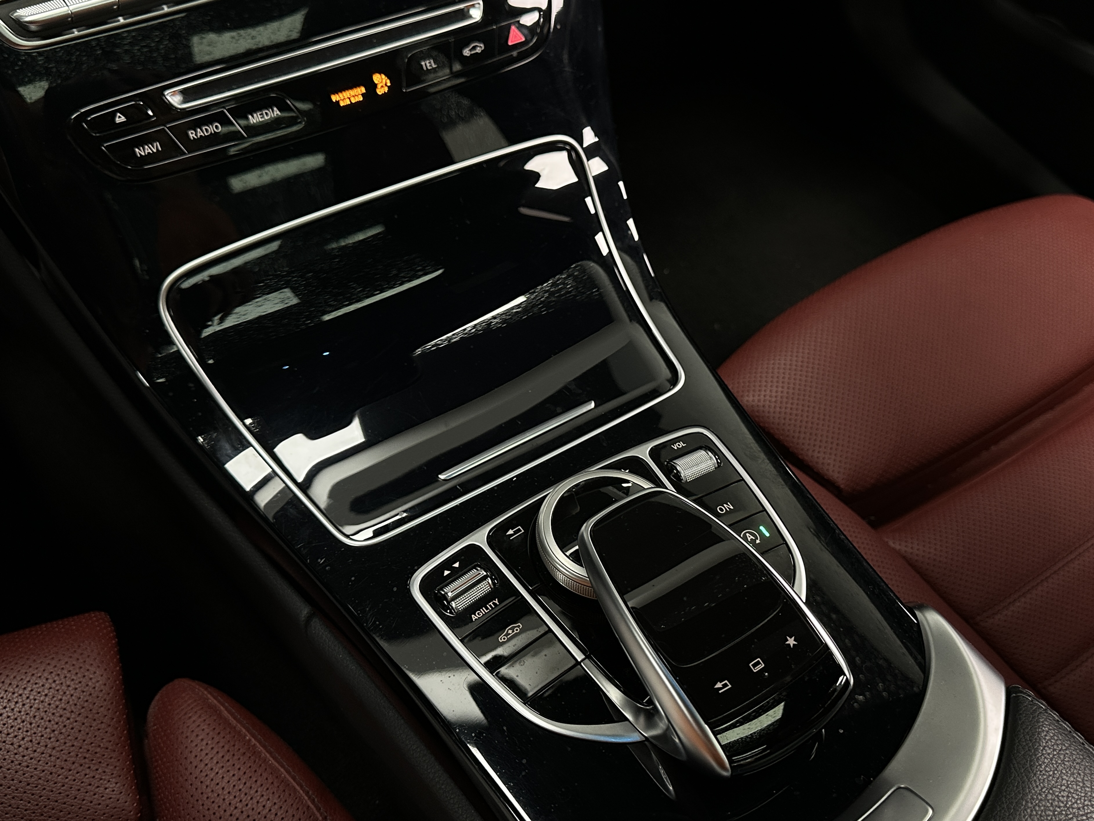 2015 Mercedes-Benz C400 - Image 16