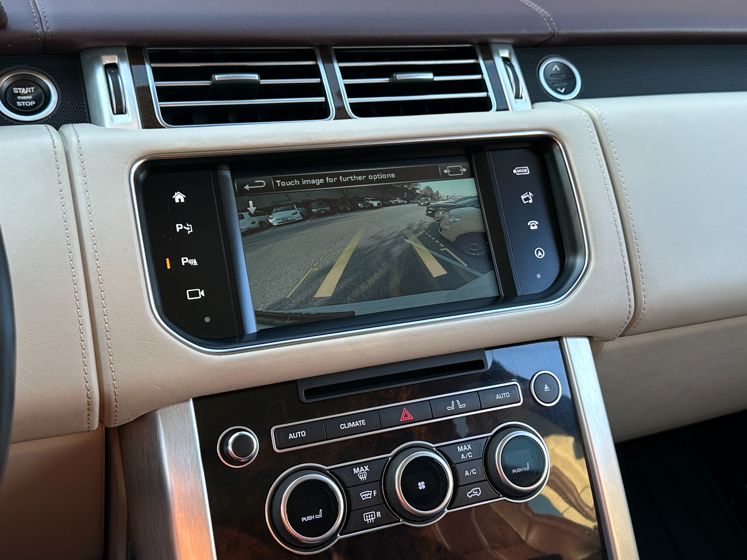 2016 Land Rover Range Rover - Image 9