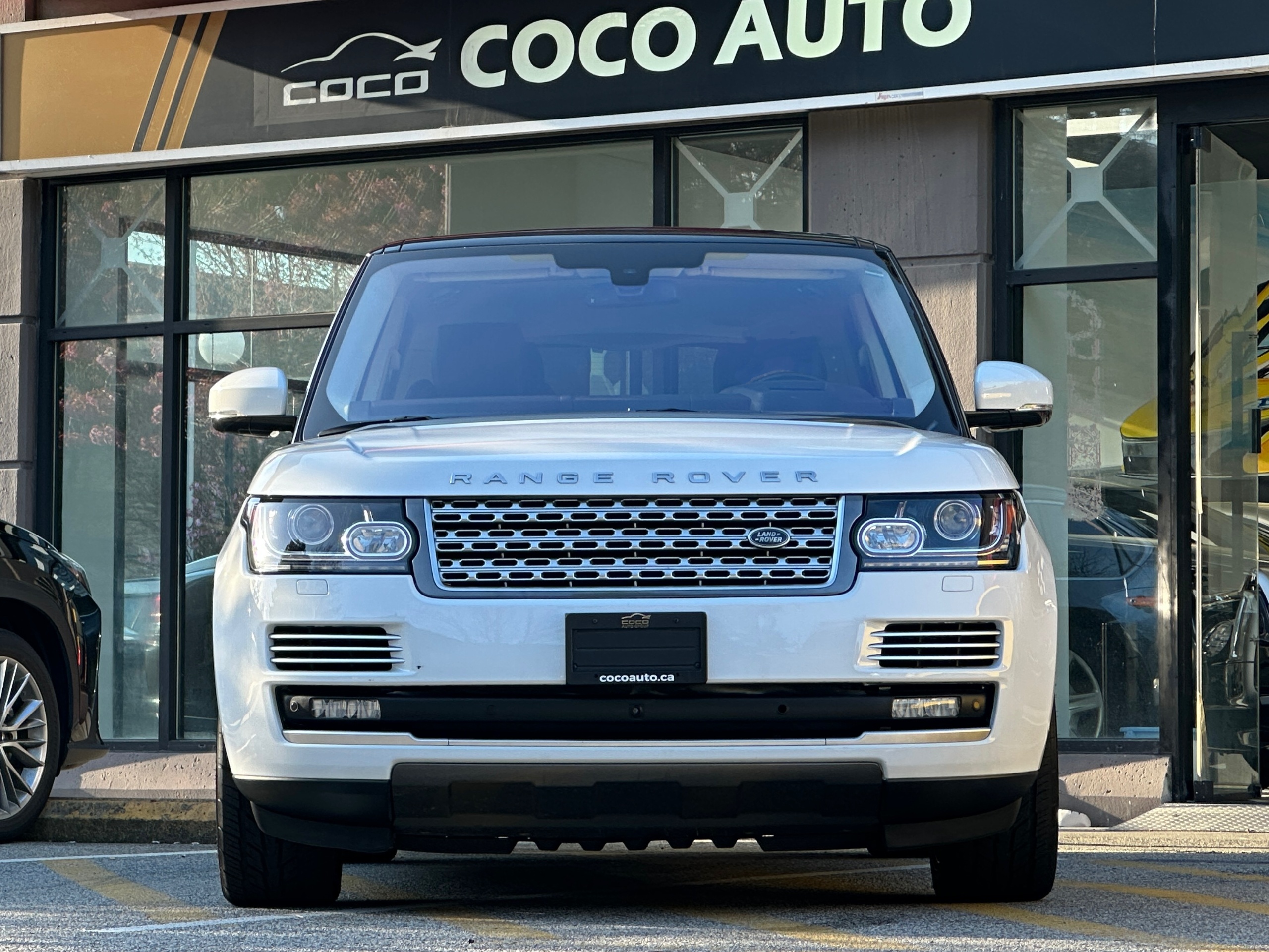 2016 Land Rover Range Rover - Image 2