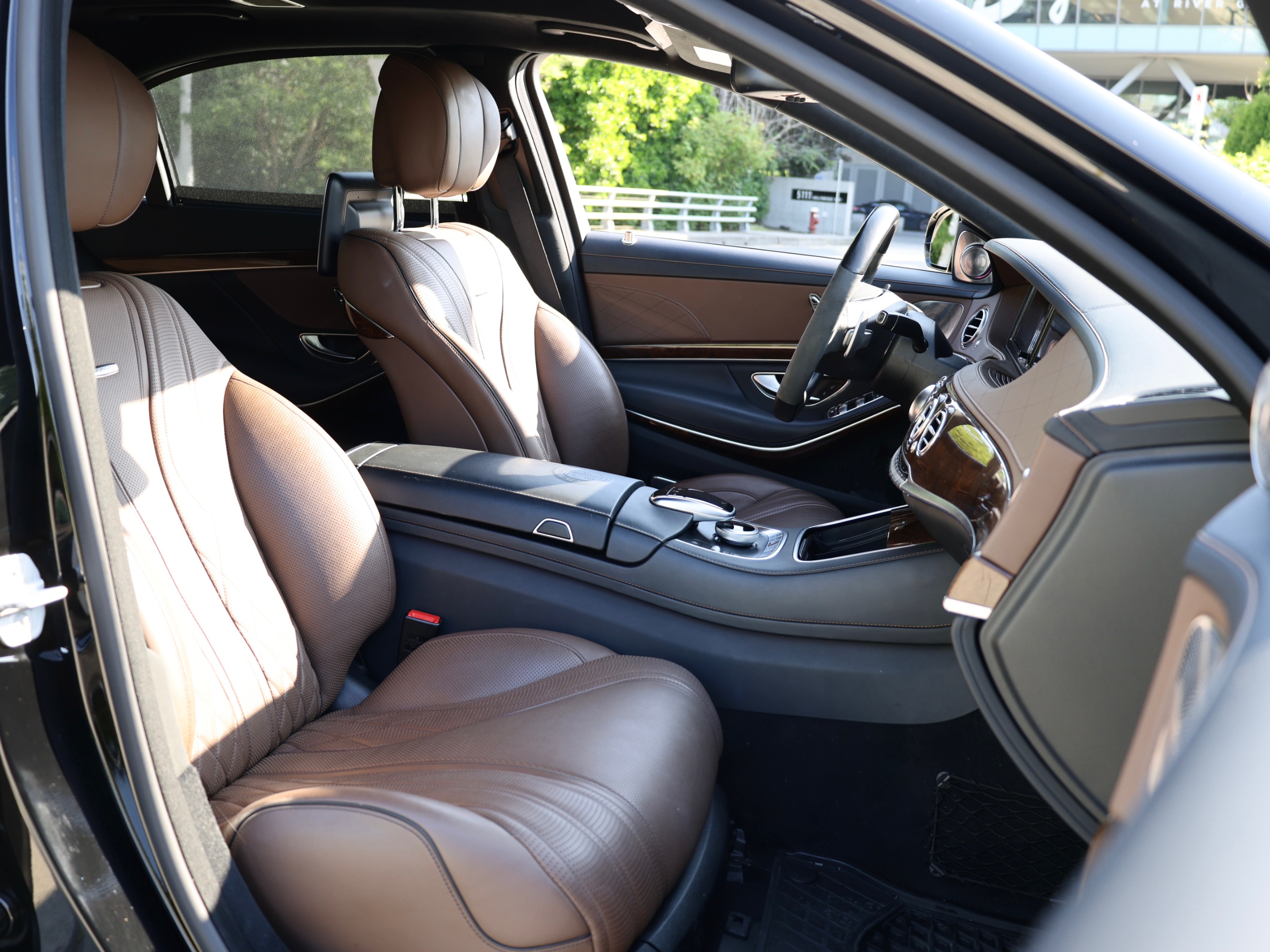 2015 Mercedes-Benz S63 - Image 17