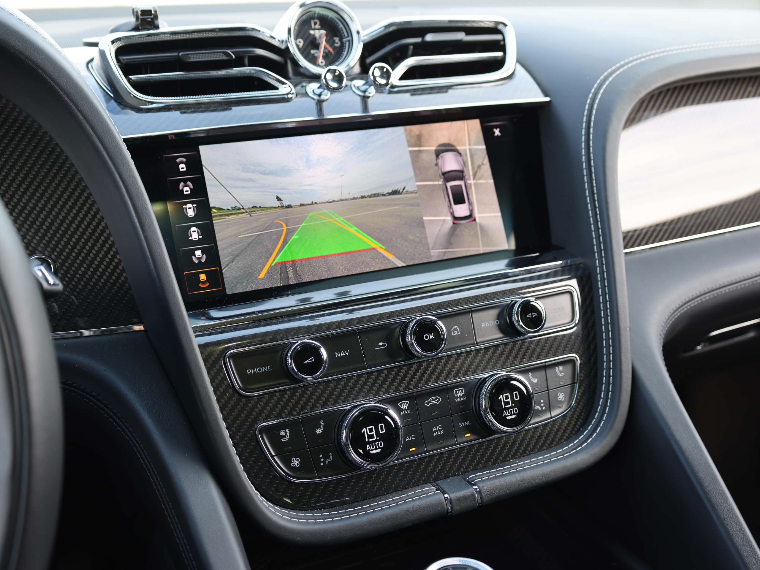 2021 Bentley Bentayga - Image 11