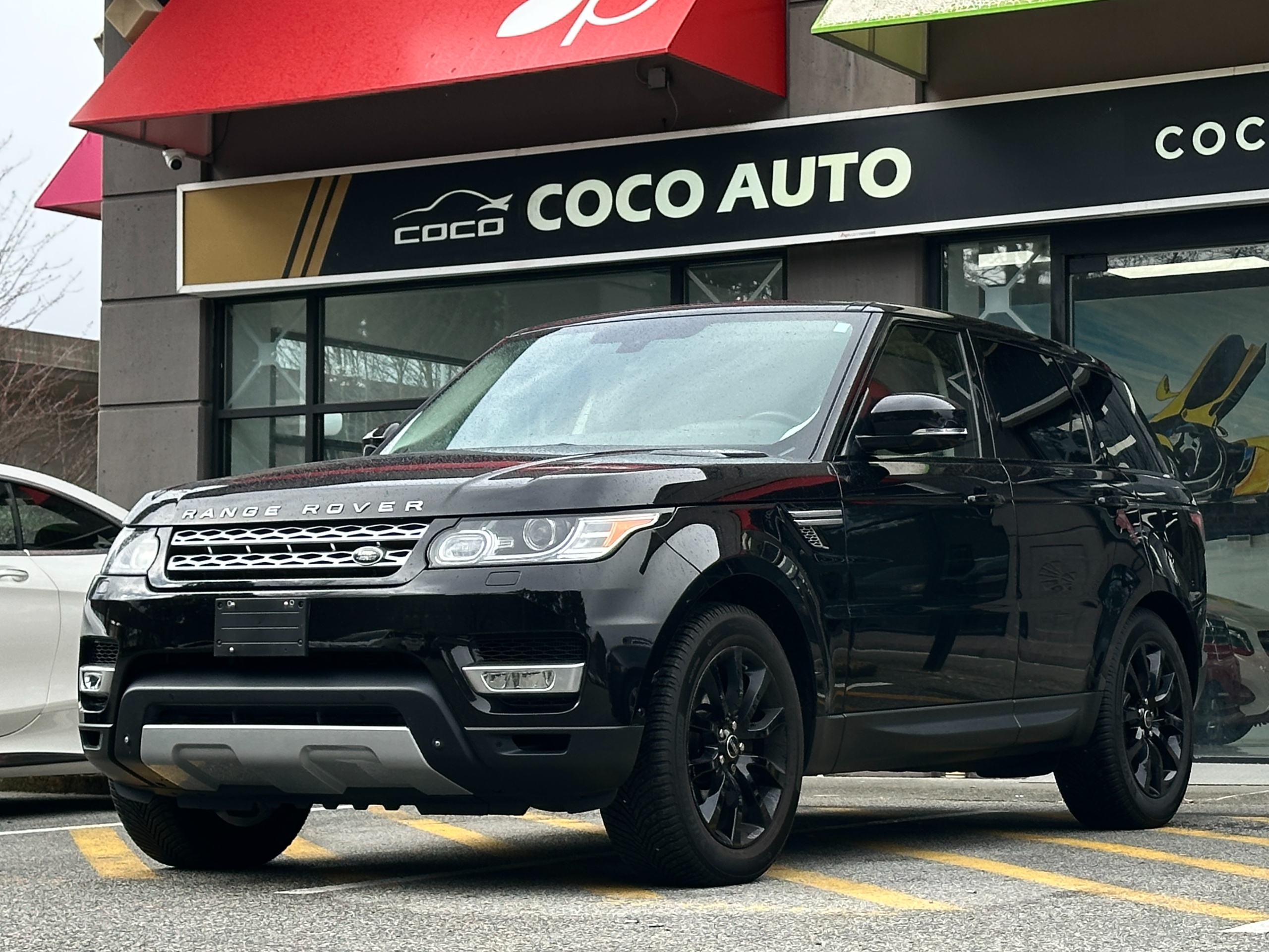 2014 Land Rover Range Rover - Image 4