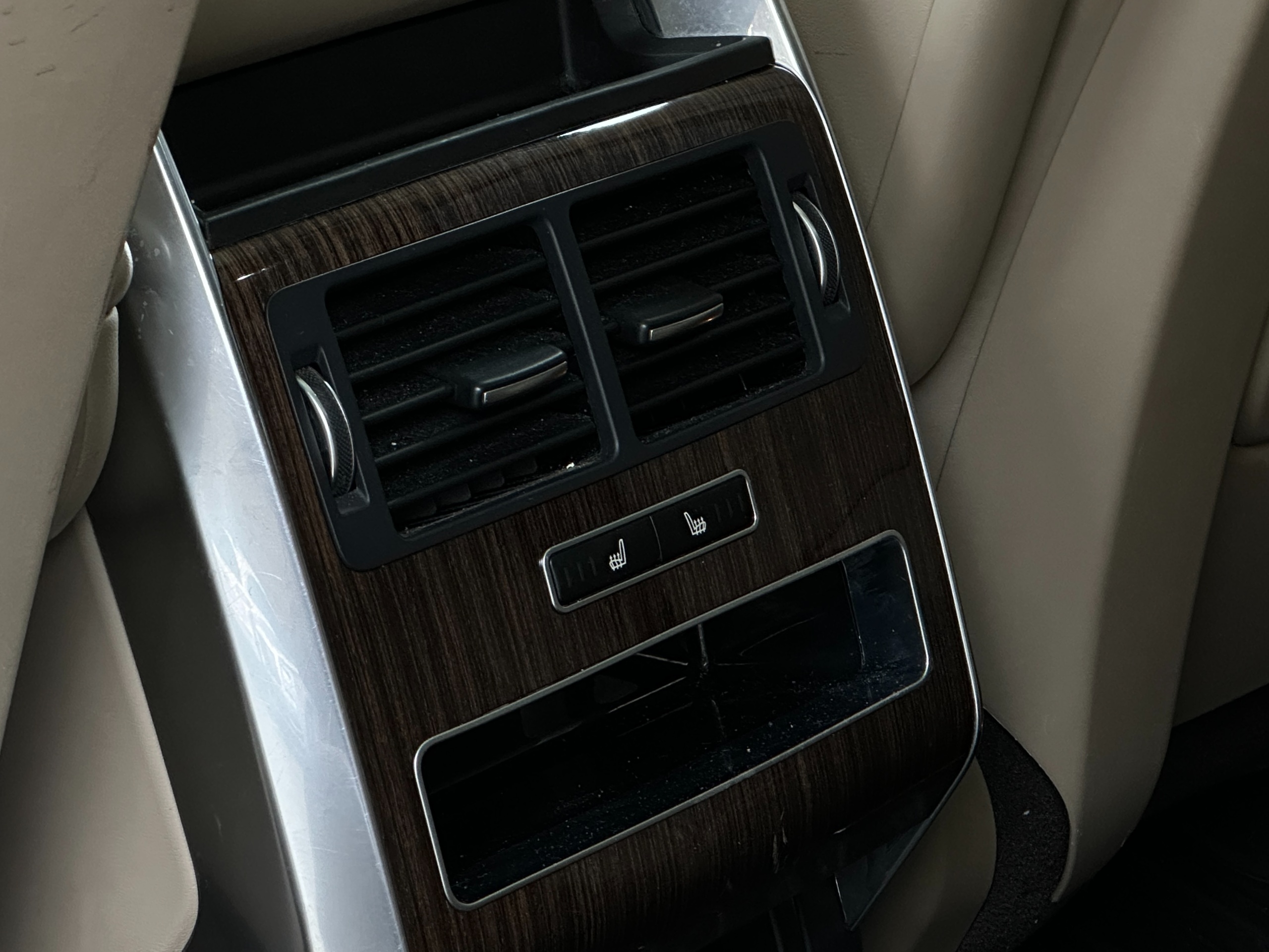 2014 Land Rover Range Rover - Image 15