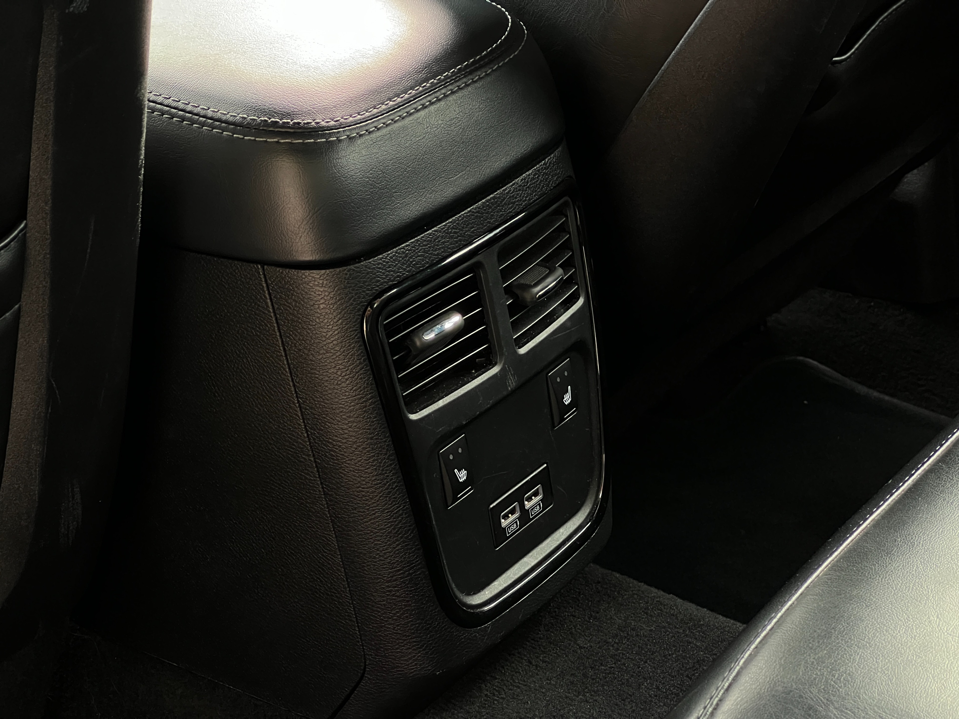 2022 Dodge charger gt - Image 16