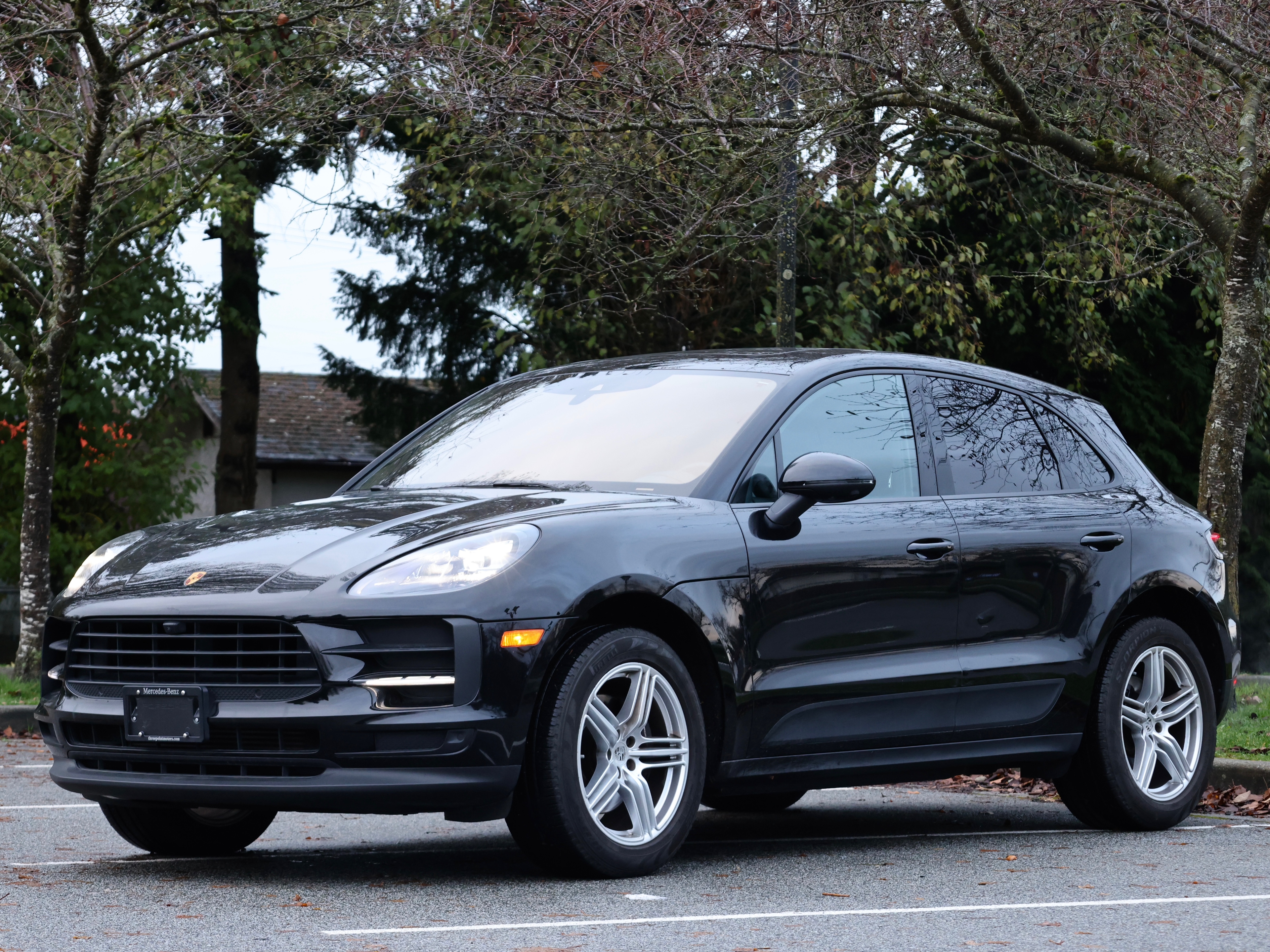 2020 Porsche macan | BC Local - Image 4